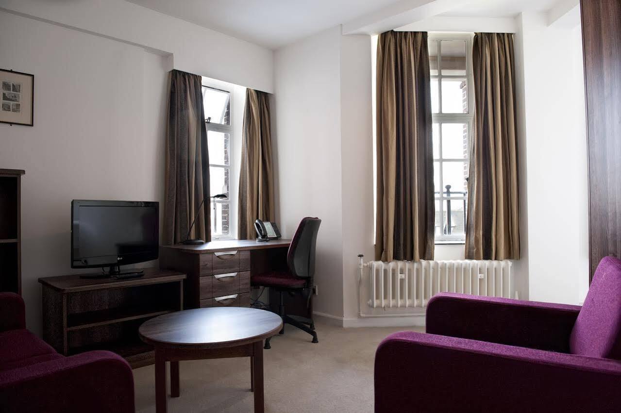 Goodenough College - University Residence London Exterior foto